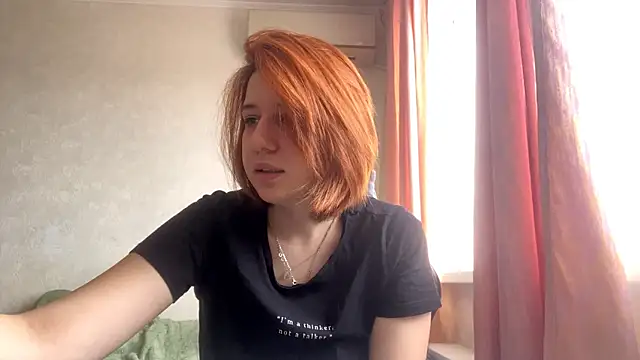 Julie mayers  online show from 15, 12, 2025