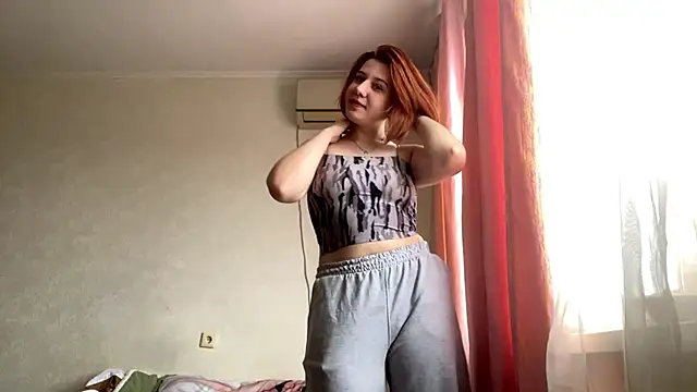 Julie mayers  online show from 16, 12, 2025