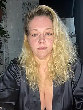 JenniferCarmen online show from 21, 5, 2026