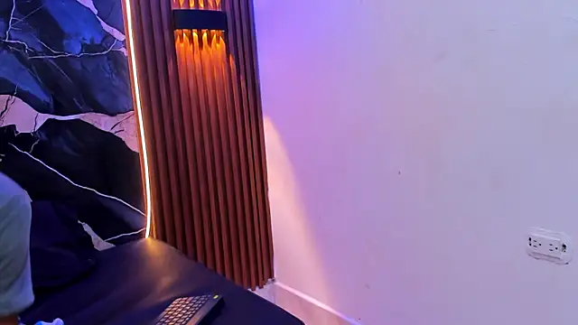 Jhon Hot21Sexx online show from 20, 12, 2025