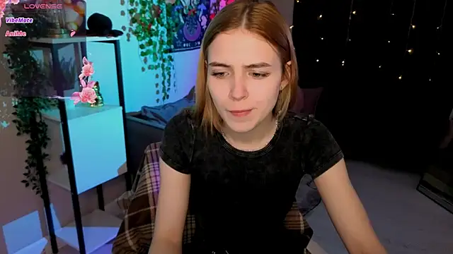 Bella xBaby online show from 28, 4, 2026