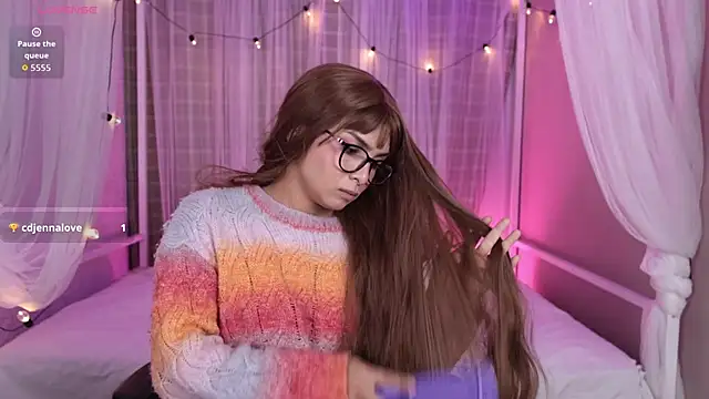 Snapshot of simone_sky chatting on 18, 1, 2026 simone sky online show from 18, 1, 2026