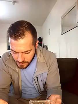 Snapshot of cheekycherryx chatting on 17, 3, 2026 cheekycherryx online show from 17, 3, 2026