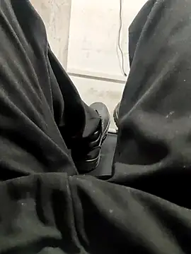 Snapshot of El_CHEGO chatting on 18, 12, 2025 El CHEGO online show from 18, 12, 2025