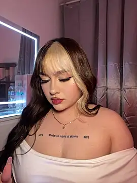 Daniela ruizz online show from 19, 6, 2026