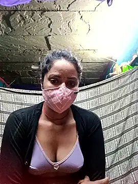 Snapshot of Poonam8080 chatting on 17, 12, 2025 Poonam8080 online show from 17, 12, 2025