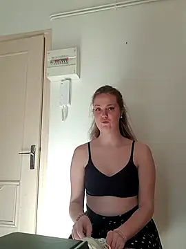 Snapshot of Vikml166 chatting on 24, 2, 2026 Vikml166 online show from 24, 2, 2026