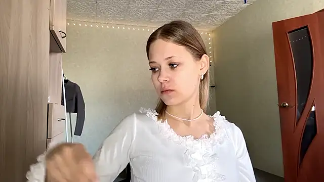 Snapshot of ZaidaSchwarten chatting on 3, 2, 2026 ZaidaSchwarten online show from 3, 2, 2026