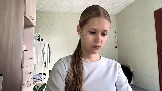 ZaidaSchwarten online show from 2, 3, 2026