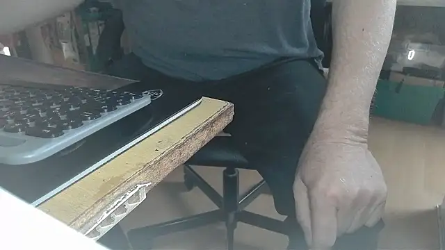 oldmann08 online show from 12, 1, 2026