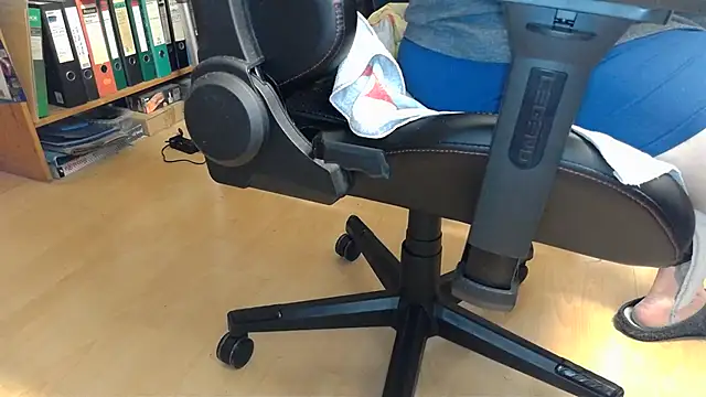 oldmann08 online show from 12, 2, 2026