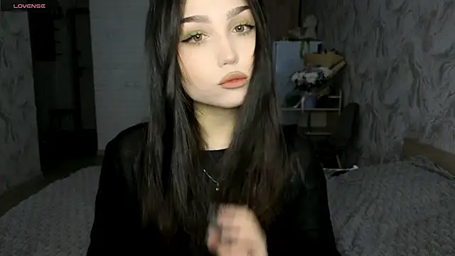 Qwami Amie online show from 21, 5, 2026