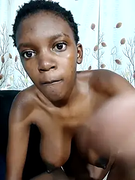 Snapshot of PetiteDoll_06 chatting on 20, 2, 2026 PetiteDoll 06 online show from 20, 2, 2026