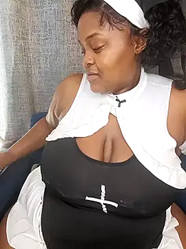 Snapshot of ChoklitBerryXX chatting on 3, 5, 2026 ChoklitBerryXX online show from 3, 5, 2026