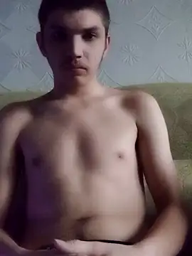 Snapshot of BradPierce chatting on 15, 12, 2025 BradPierce online show from 15, 12, 2025