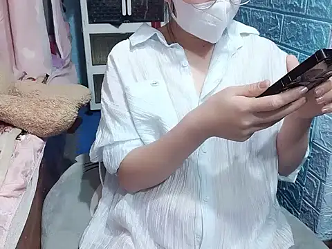 Yumi69 online show from 16, 12, 2025