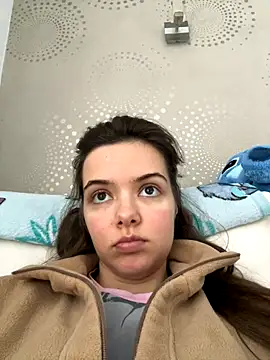 ALittleGrayRabbit online show from 22, 12, 2025