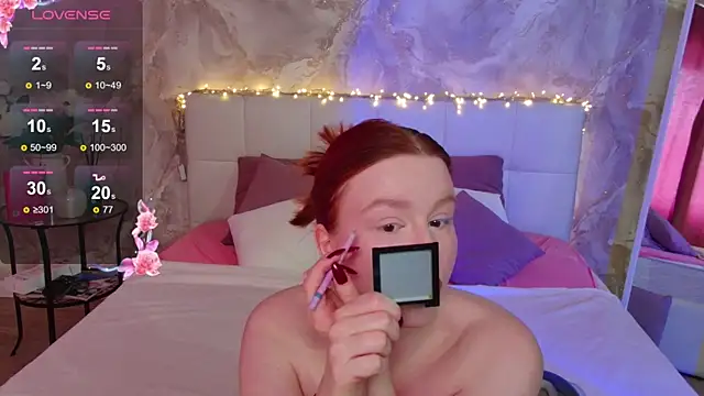 LucyHornyDollx online show from 11, 4, 2026