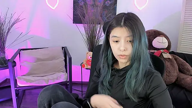 Snapshot of SirenMystiq chatting on 10, 3, 2026 SirenMystiq online show from 10, 3, 2026