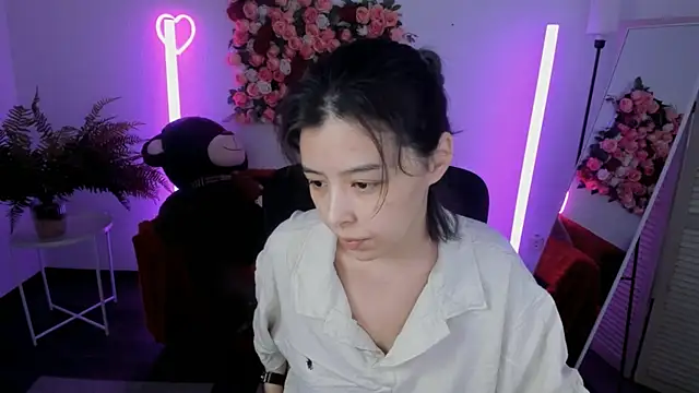 SirenMystiq online show from 9, 6, 2026