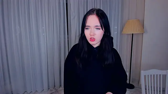 LenaKurpiel online show from 19, 12, 2025