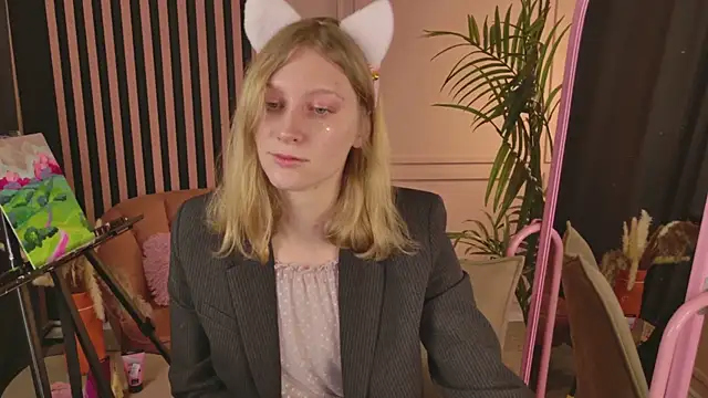 Snapshot of AsyaLumi chatting on 21, 12, 2025 AsyaLumi online show from 21, 12, 2025