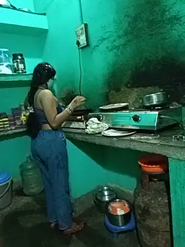 Cuple masti72 online show from 29, 5, 2026