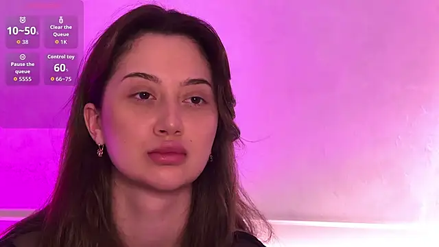 Snapshot of LucieBliss chatting on 4, 4, 2026 LucieBliss online show from 4, 4, 2026