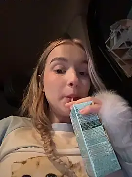 -teenytiny- online show from 13, 12, 2025