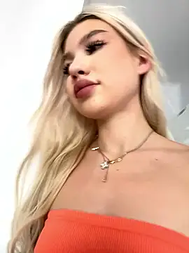 Kiss Aurora  online show from 18, 1, 2026