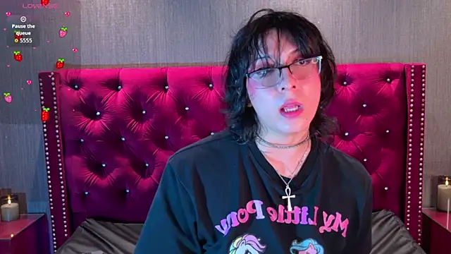 Shelly bat online show from 11, 5, 2026
