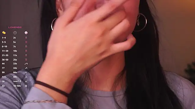 DonaPelligrino online show from 19, 12, 2025