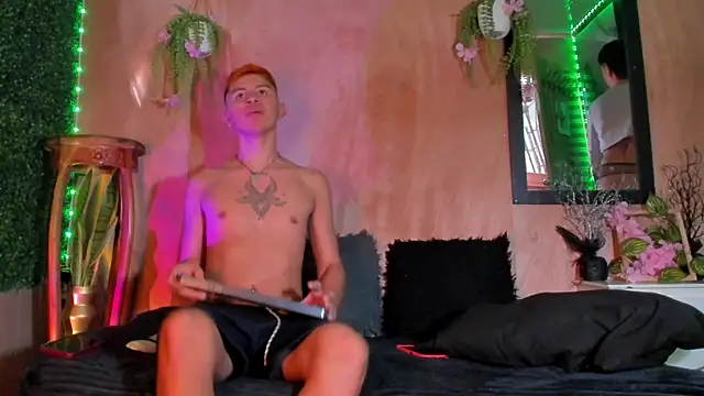 DeeQuinn Blaze online show from 18, 12, 2025