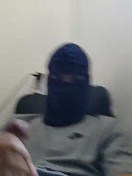 Hugopauzudo2323 online show from 6, 2, 2026