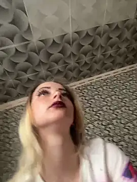 Snapshot of Barbika19 chatting on 12, 4, 2026 Barbika19 online show from 12, 4, 2026