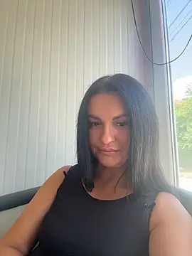 MeganBlueq online show from 15, 7, 2026