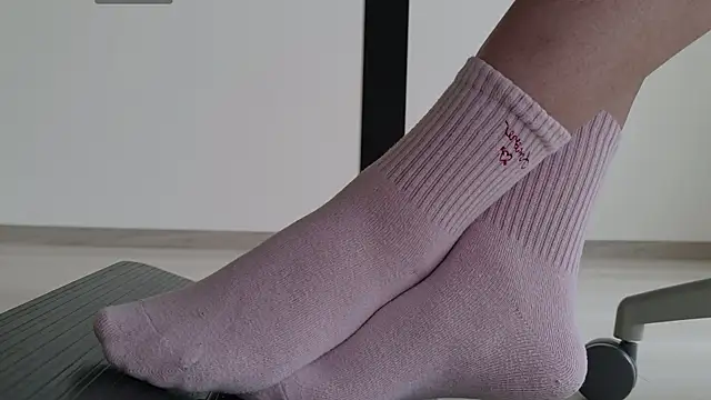 Feetbeth online show from 8, 5, 2026
