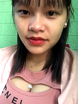 Snapshot of Pege-nii chatting on 8, 1, 2026 Pege-nii online show from 8, 1, 2026