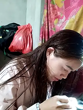 little-effy online show from 7, 3, 2026