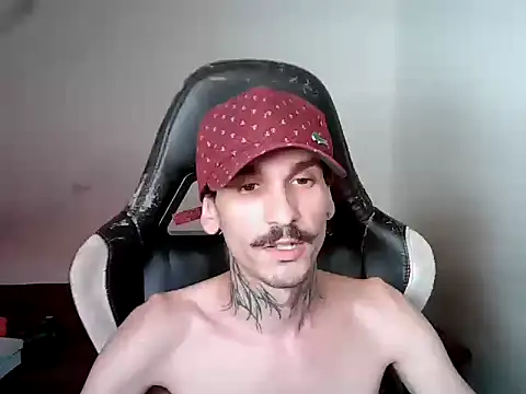 Snapshot of eumiller chatting on 5, 4, 2026 eumiller online show from 5, 4, 2026