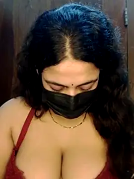 nosrat014 online show from 13, 5, 2026