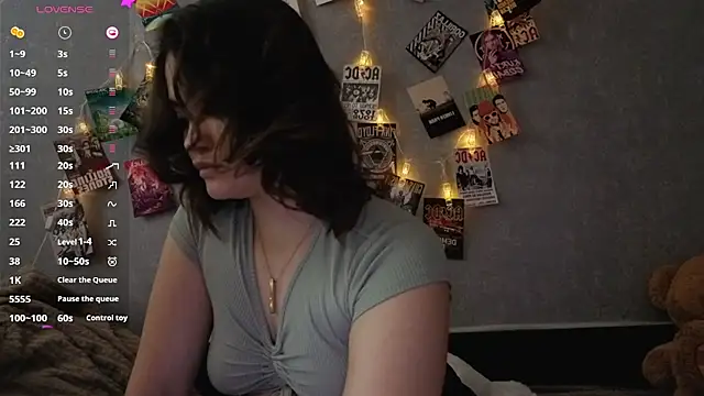 YummyTira online show from 25, 2, 2026