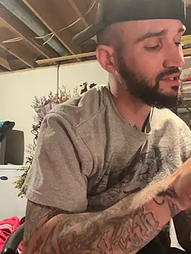 kingNQueen1211 online show from 17, 4, 2026