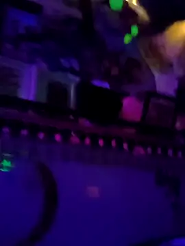 MidnightSeducerxh online show from 6, 2, 2026