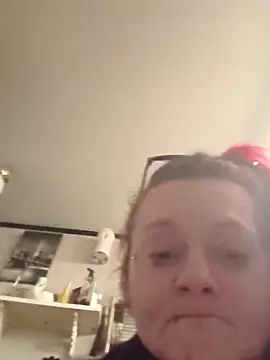 MidnightSeducerxh online show from 16, 2, 2026