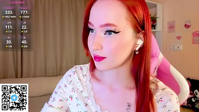 Snapshot of sunflare_ chatting on 8, 3, 2026 sunflare online show from 8, 3, 2026