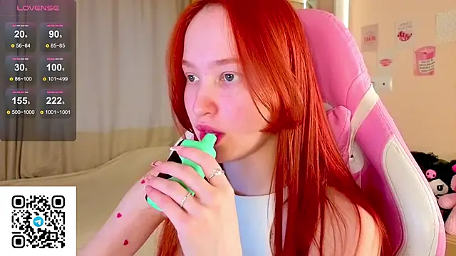 Snapshot of sunflare_ chatting on 13, 4, 2026 sunflare online show from 13, 4, 2026