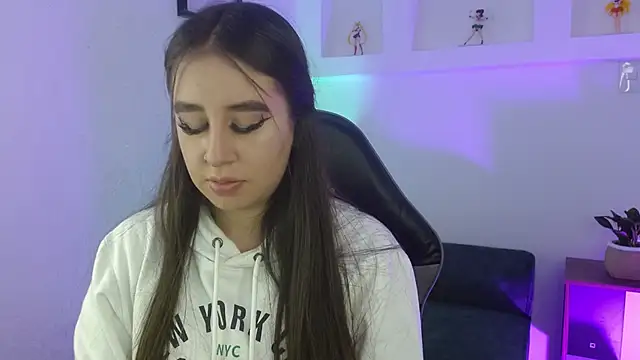 Cherylloviing  online show from 22, 12, 2025