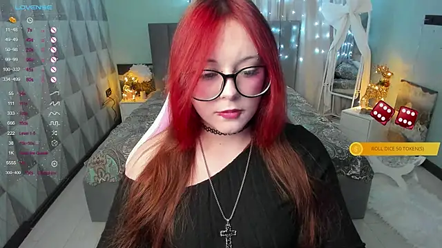 Snapshot of Miss_Monaco chatting on 21, 12, 2025 Miss Monaco online show from 21, 12, 2025