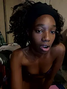 Snapshot of Enchantressz chatting on 7, 1, 2026 Enchantressz online show from 7, 1, 2026